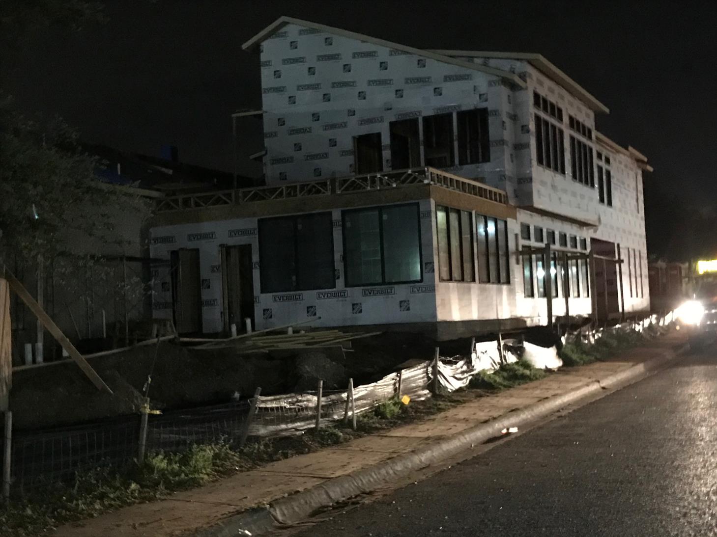 Super M Glass and Aluminum, LLC: Service Image-1 Super M Glass and Aluminum, LLC: Service Image-1